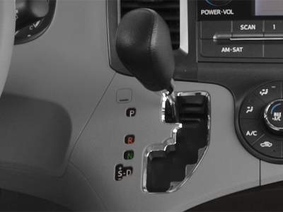 2014 Toyota Sienna XLE 8 Passenger