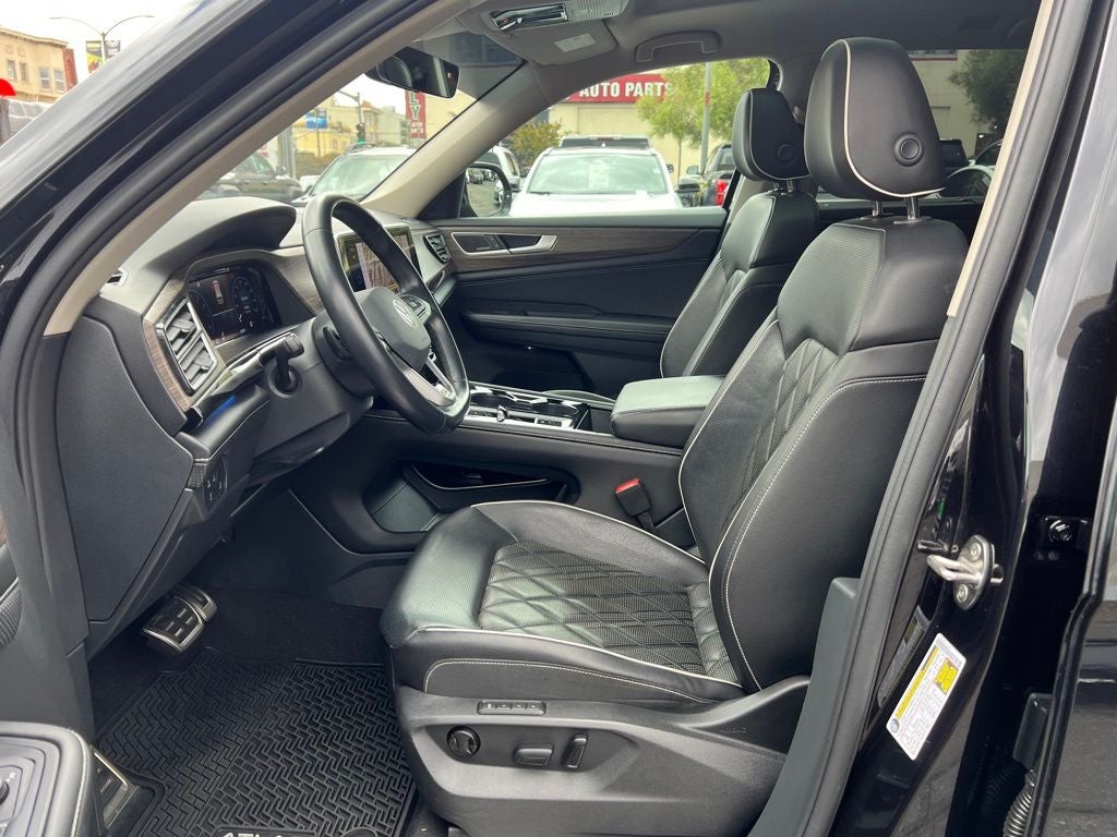 2024 Volkswagen Atlas 2.0T SEL Premium R-Line