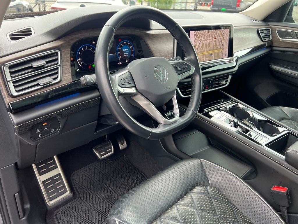2024 Volkswagen Atlas 2.0T SEL Premium R-Line
