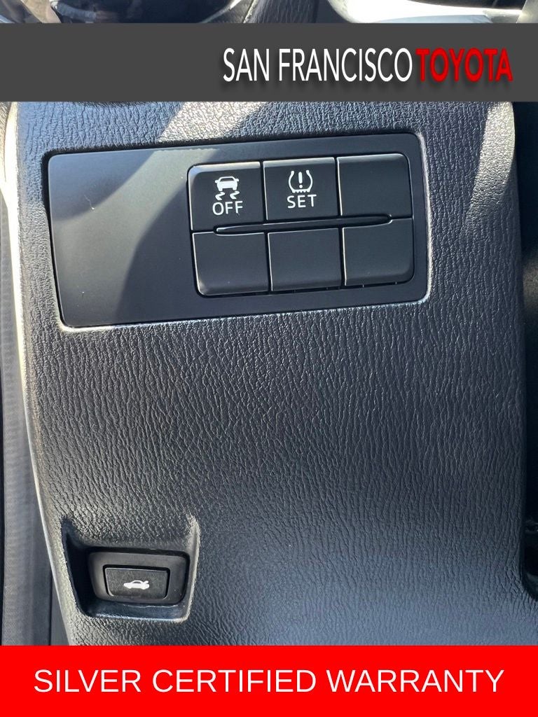 2019 Toyota Yaris LE