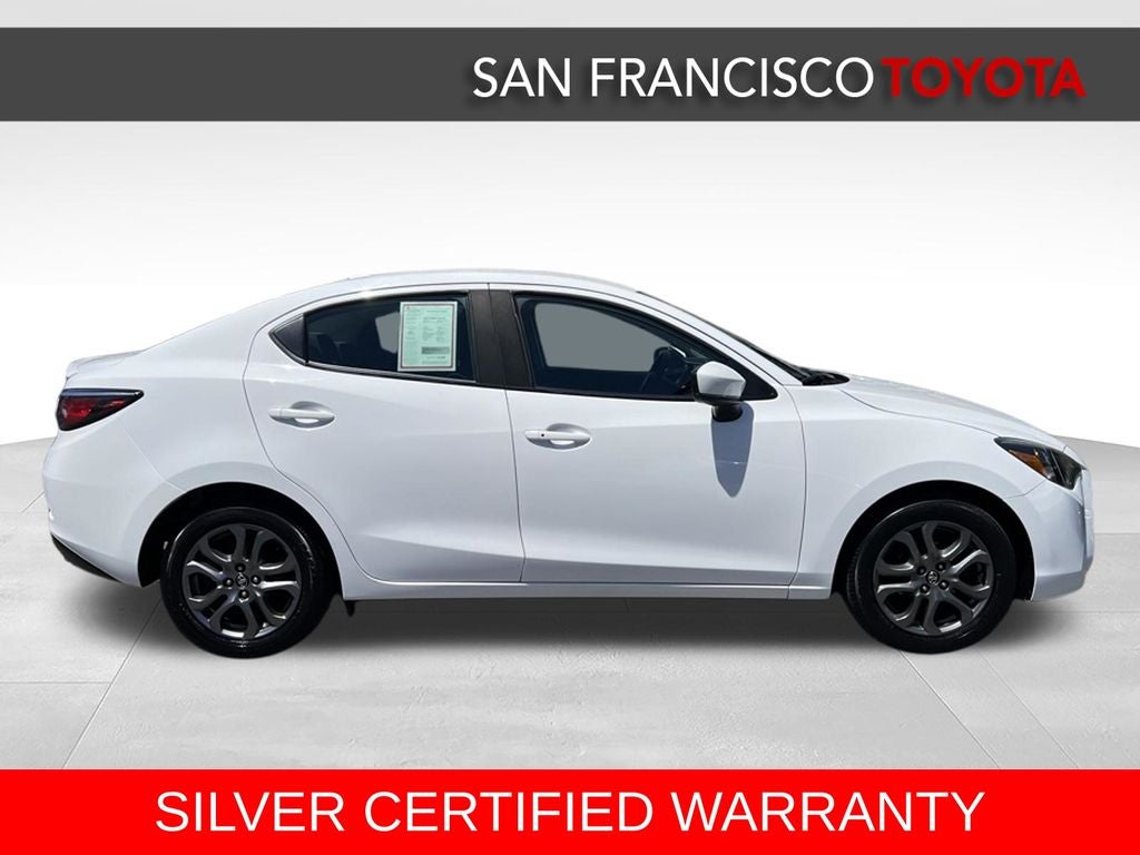 2019 Toyota Yaris LE