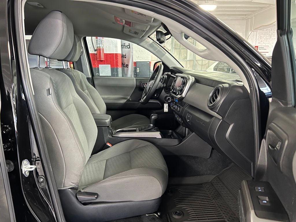 2022 Toyota Tacoma SR5 V6