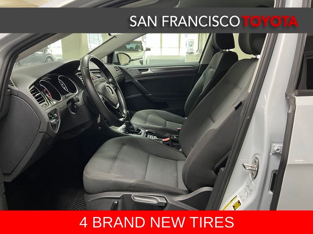 2019 Volkswagen Golf SportWagen S