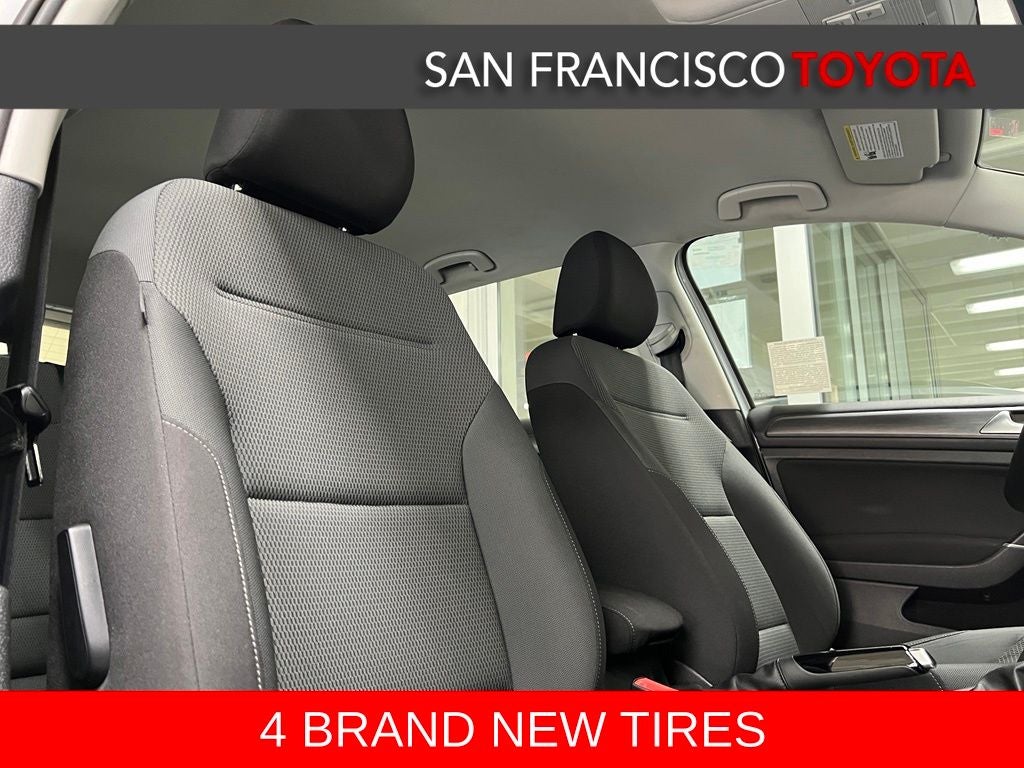 2019 Volkswagen Golf SportWagen S