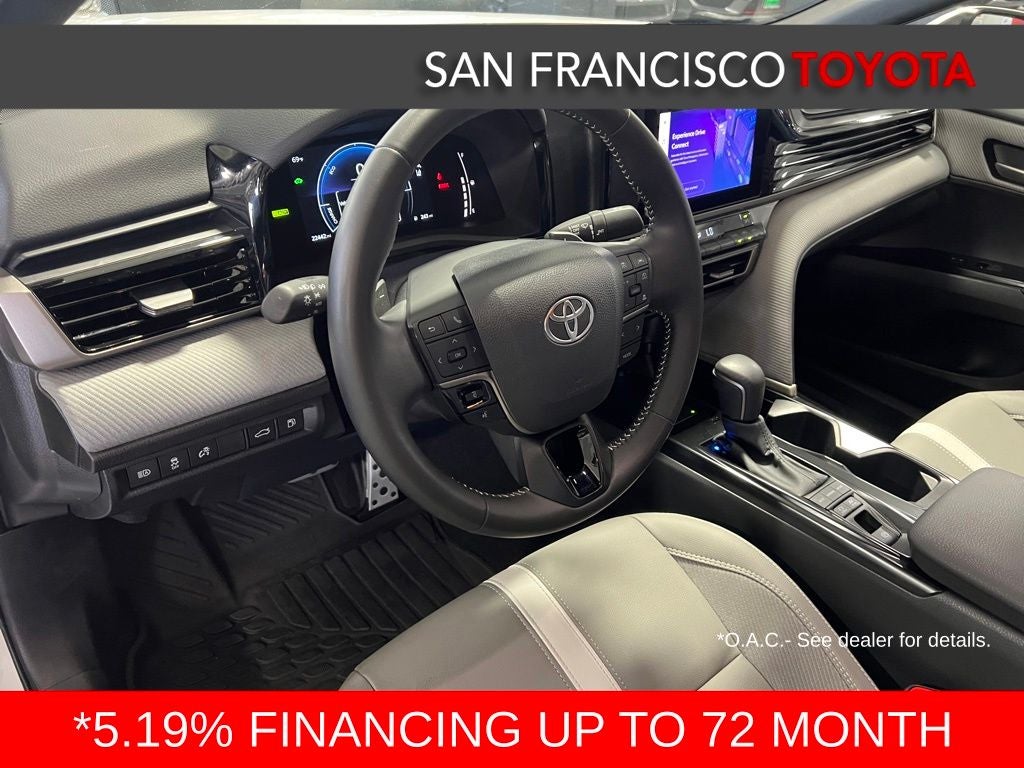 2025 Toyota Camry SE