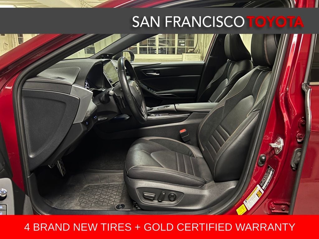 2021 Toyota Avalon Hybrid XSE