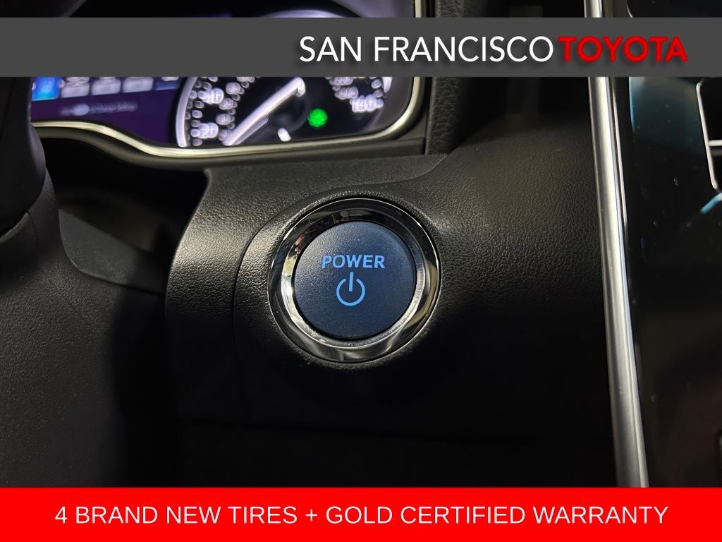 2021 Toyota Avalon Hybrid XSE