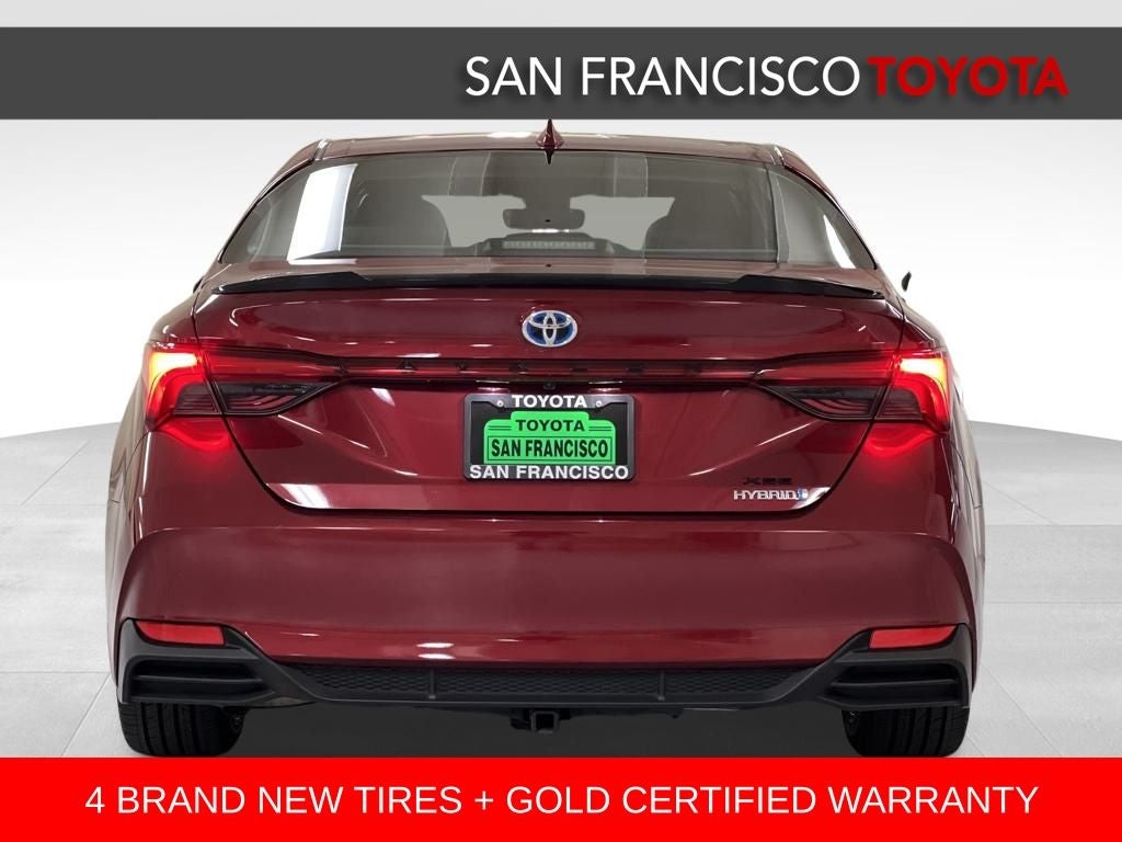 2021 Toyota Avalon Hybrid XSE