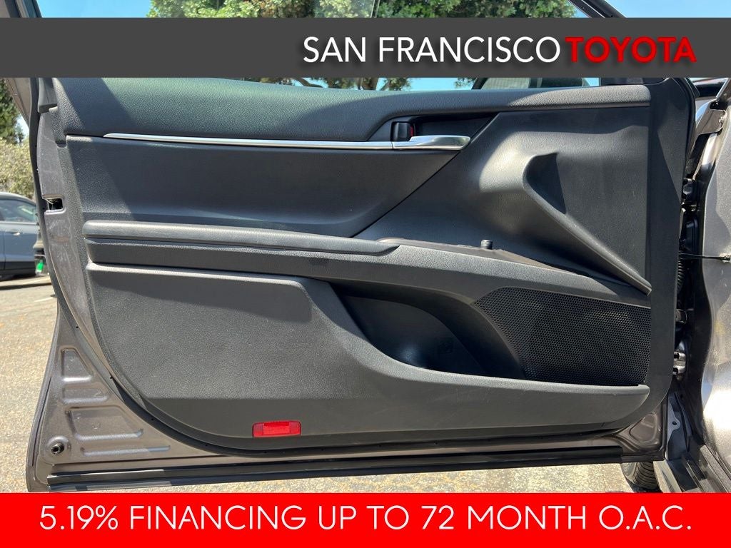 2022 Toyota Camry SE