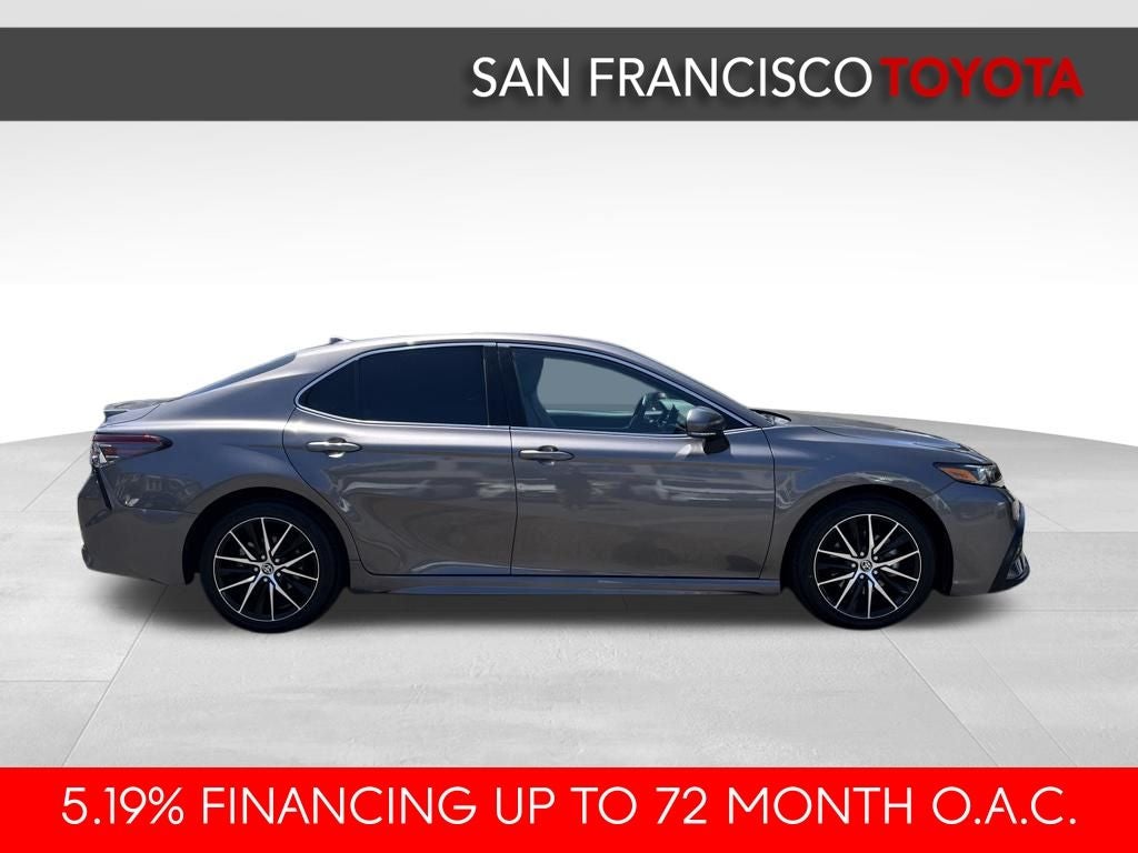 2022 Toyota Camry SE