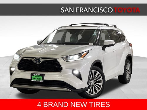 2022 Toyota Highlander Hybrid Platinum