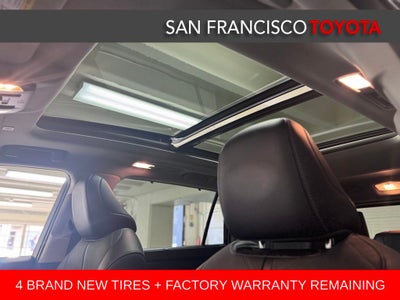 2023 Toyota Highlander Hybrid Platinum