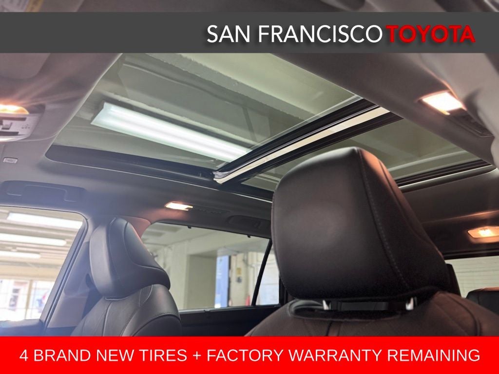 2023 Toyota Highlander Hybrid Platinum