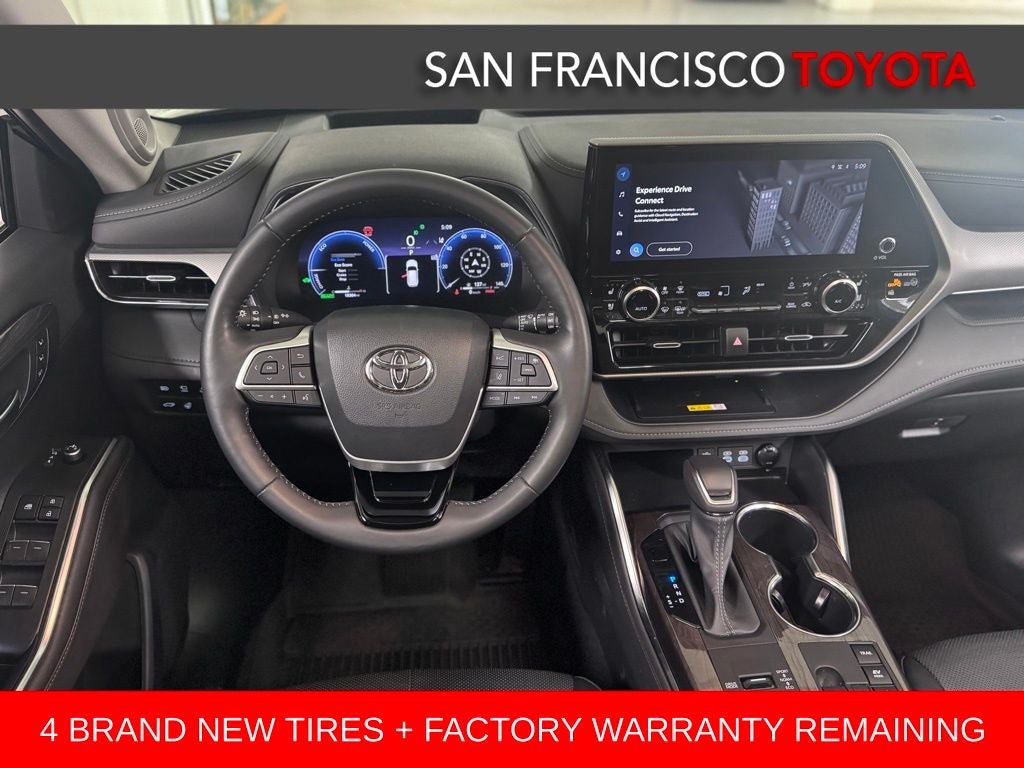 2023 Toyota Highlander Hybrid Platinum