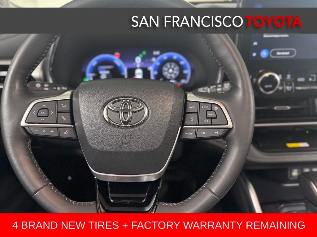 2023 Toyota Highlander Hybrid Platinum
