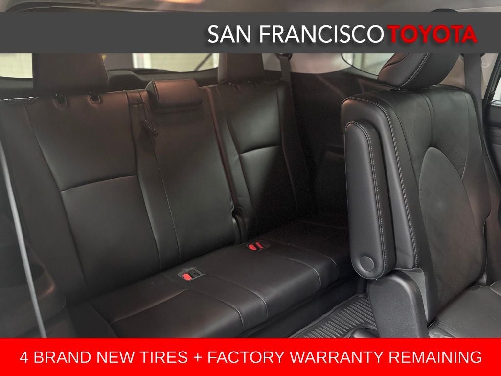 2023 Toyota Highlander Hybrid Platinum