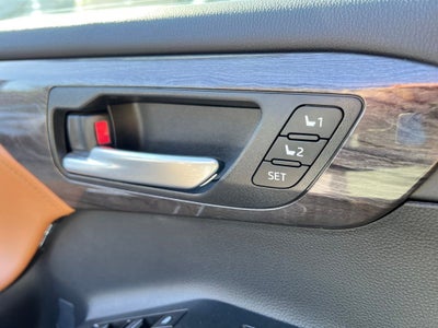 2023 Toyota Highlander Hybrid Platinum
