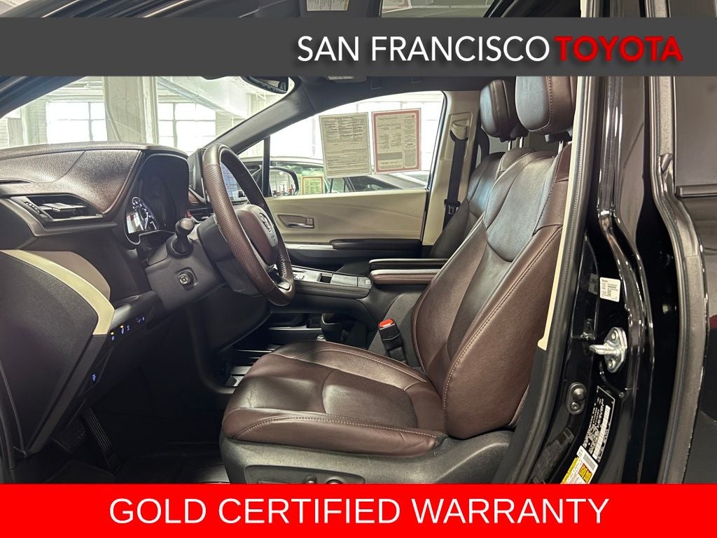 2022 Toyota Sienna Platinum 7 Passenger