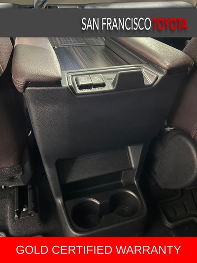 2022 Toyota Sienna Platinum 7 Passenger