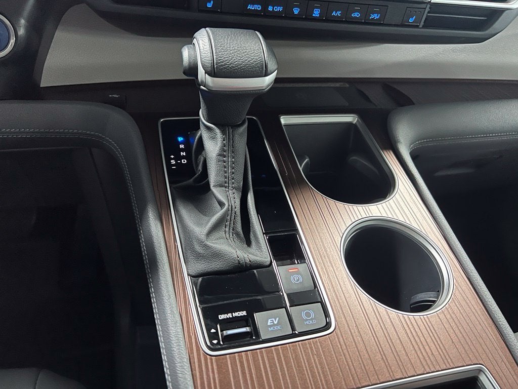2023 Toyota Sienna XLE 8 Passenger