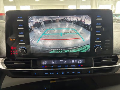 2023 Toyota Sienna XLE 8 Passenger