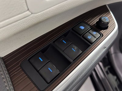2023 Toyota Sienna XLE 8 Passenger
