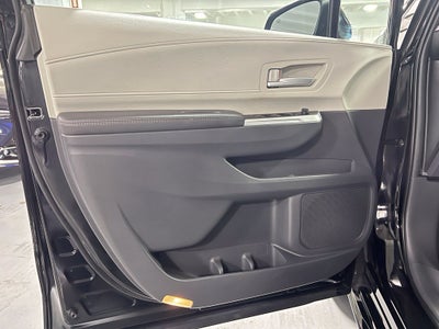 2023 Toyota Sienna XLE 8 Passenger