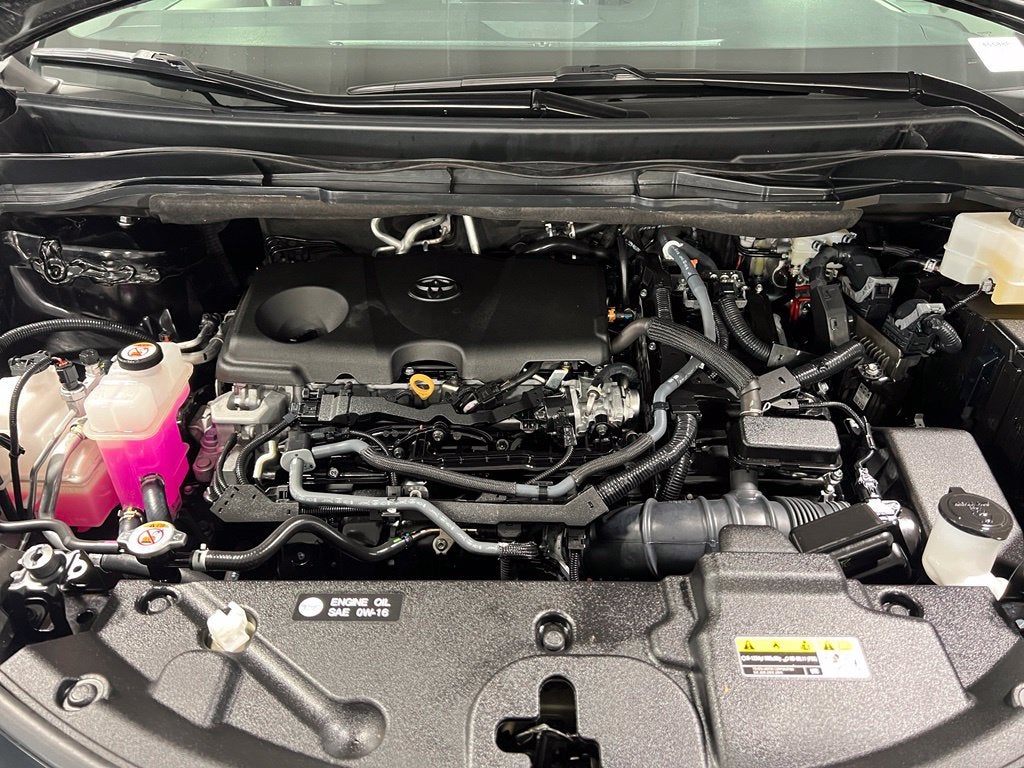 2023 Toyota Sienna XLE 8 Passenger