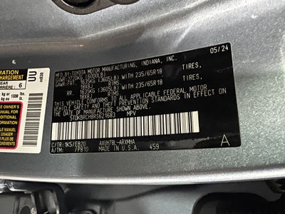 2024 Toyota Highlander Hybrid XLE