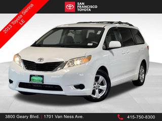 2013 Toyota Sienna LE 8 Passenger