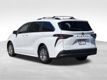 2026 Toyota Sienna LE 7 PASSENGERS