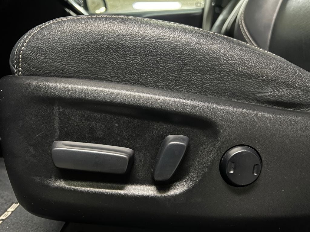 2016 Toyota Sienna SE Premium 8 Passenger