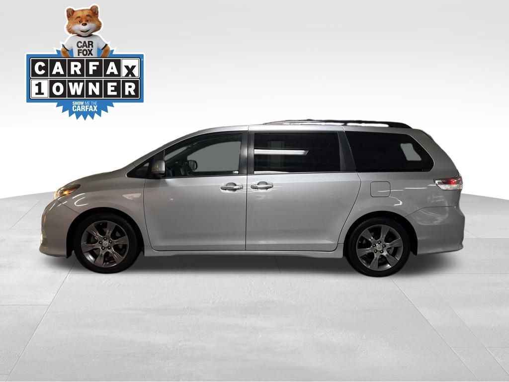 2016 Toyota Sienna SE Premium 8 Passenger