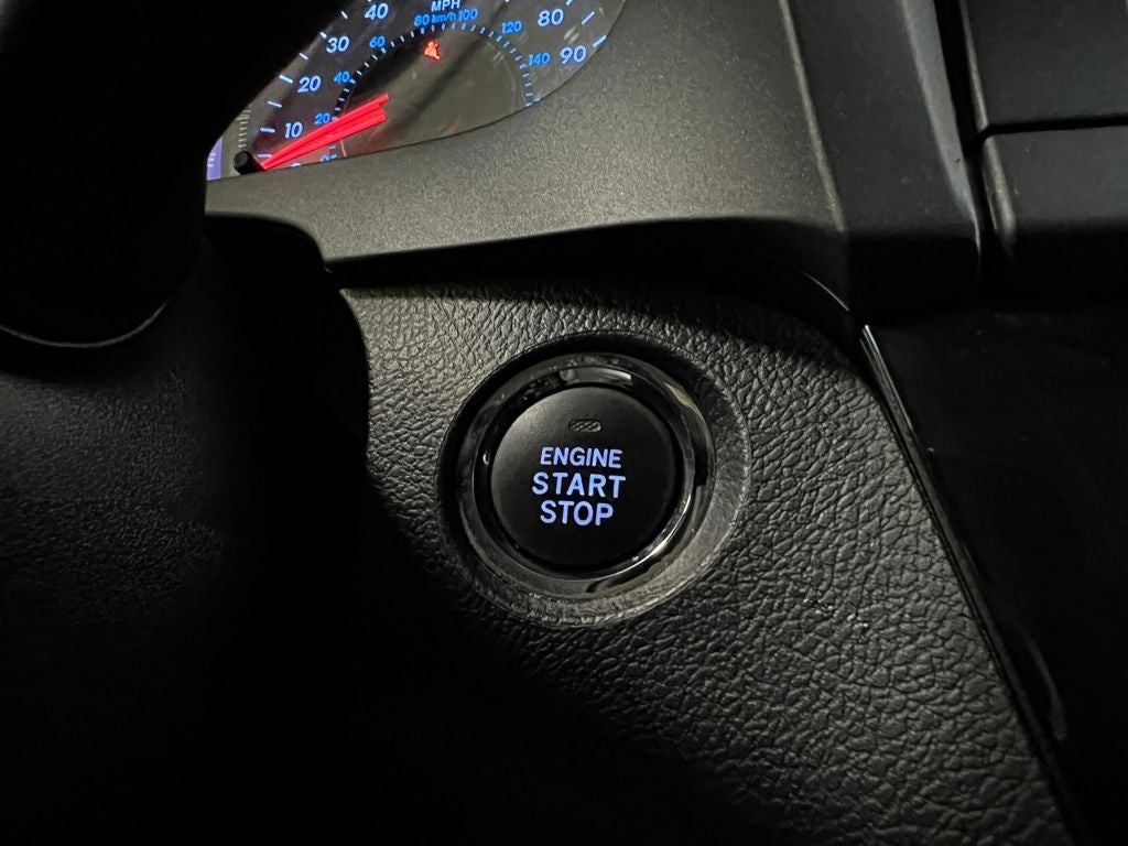 2016 Toyota Sienna SE Premium 8 Passenger