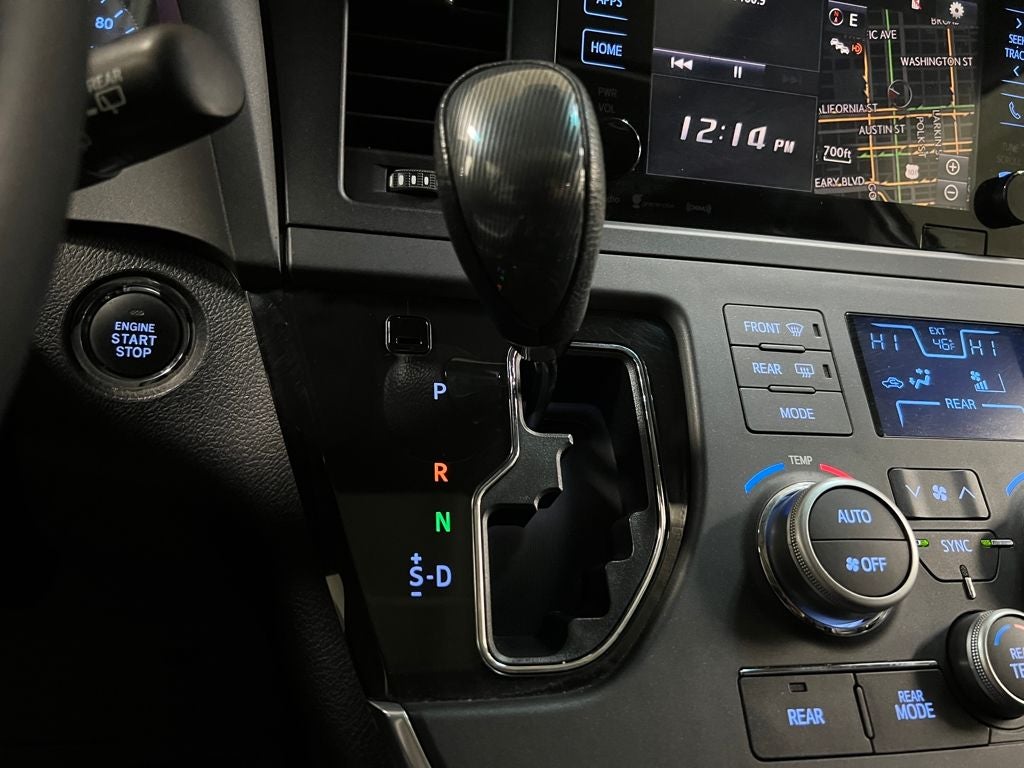 2016 Toyota Sienna SE Premium 8 Passenger
