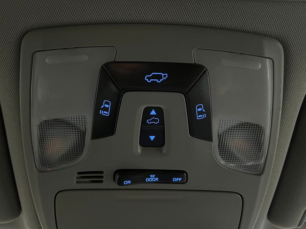 2016 Toyota Sienna SE Premium 8 Passenger