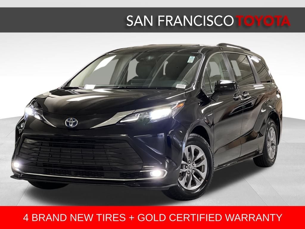 2024 Toyota Sienna XLE 8 Passenger
