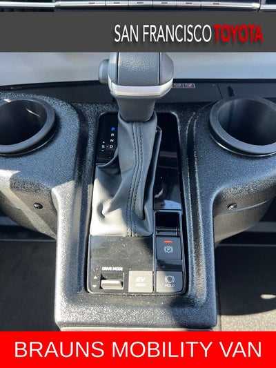 2026 Toyota Sienna XLE 8 Passenger