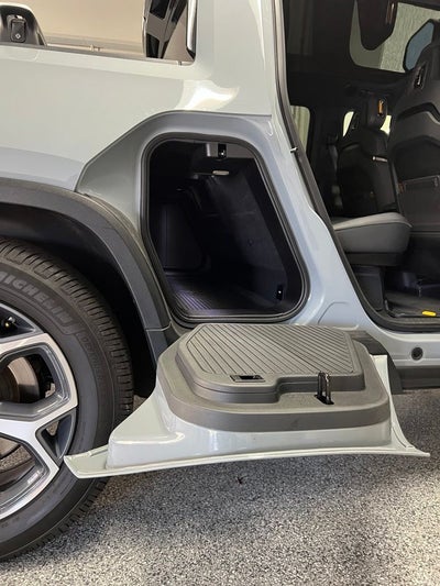 2022 Rivian R1T Adventure