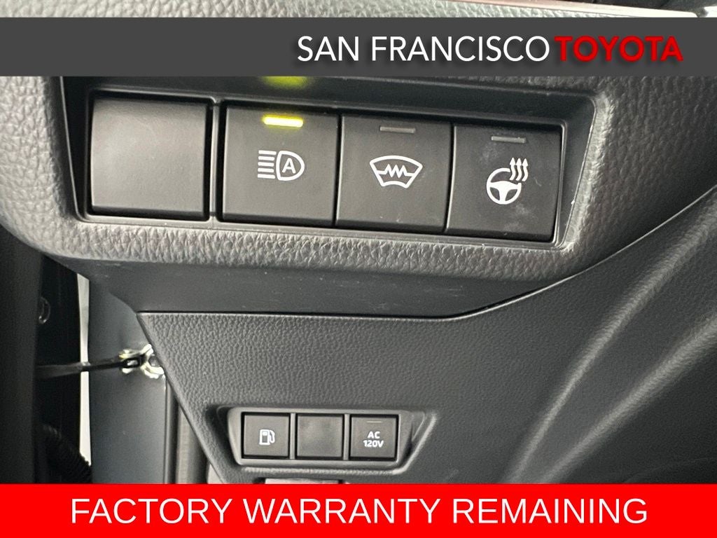2024 Toyota Prius Prime SE
