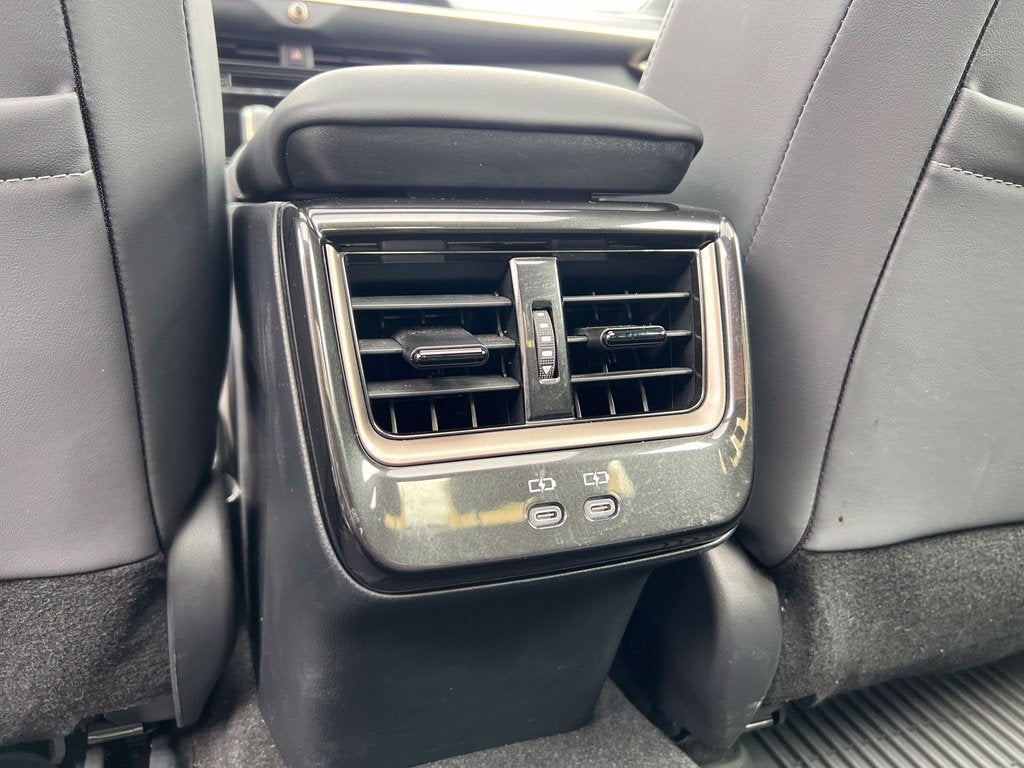 2024 Toyota Crown Platinum