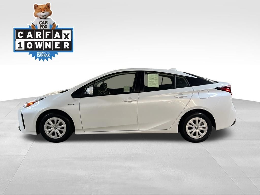 2022 Toyota Prius LE