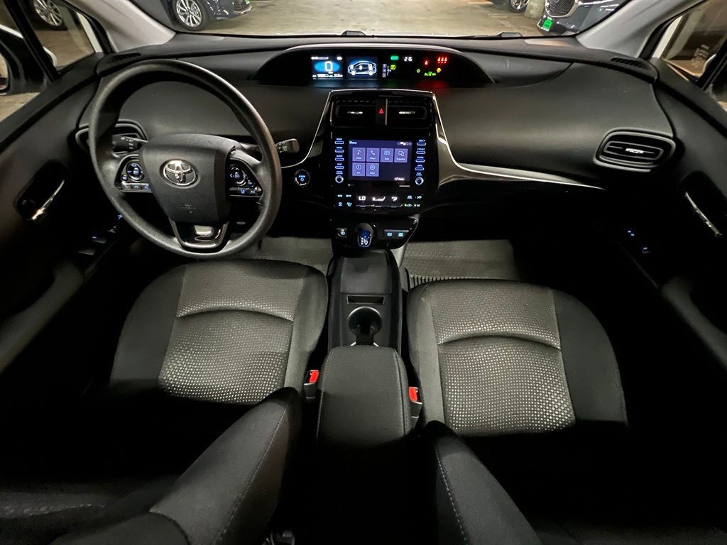 2022 Toyota Prius LE