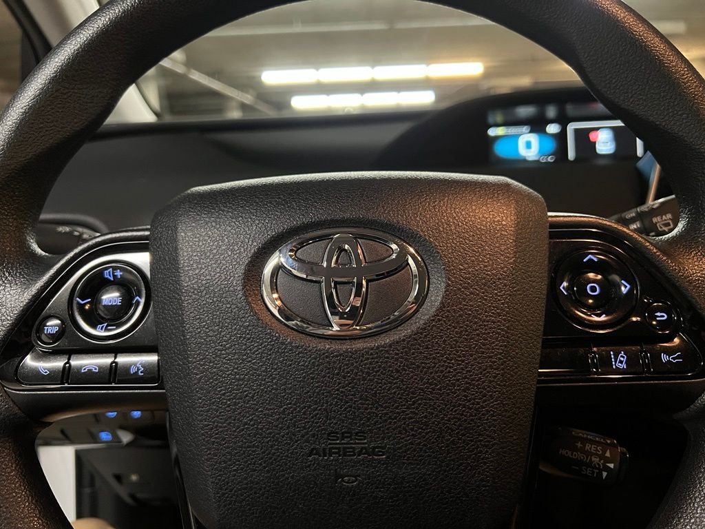 2022 Toyota Prius LE
