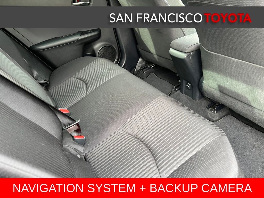 2016 Toyota Prius Three