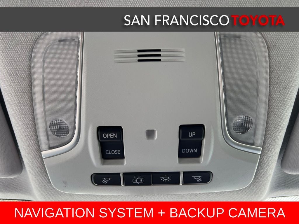 2016 Toyota Prius Three