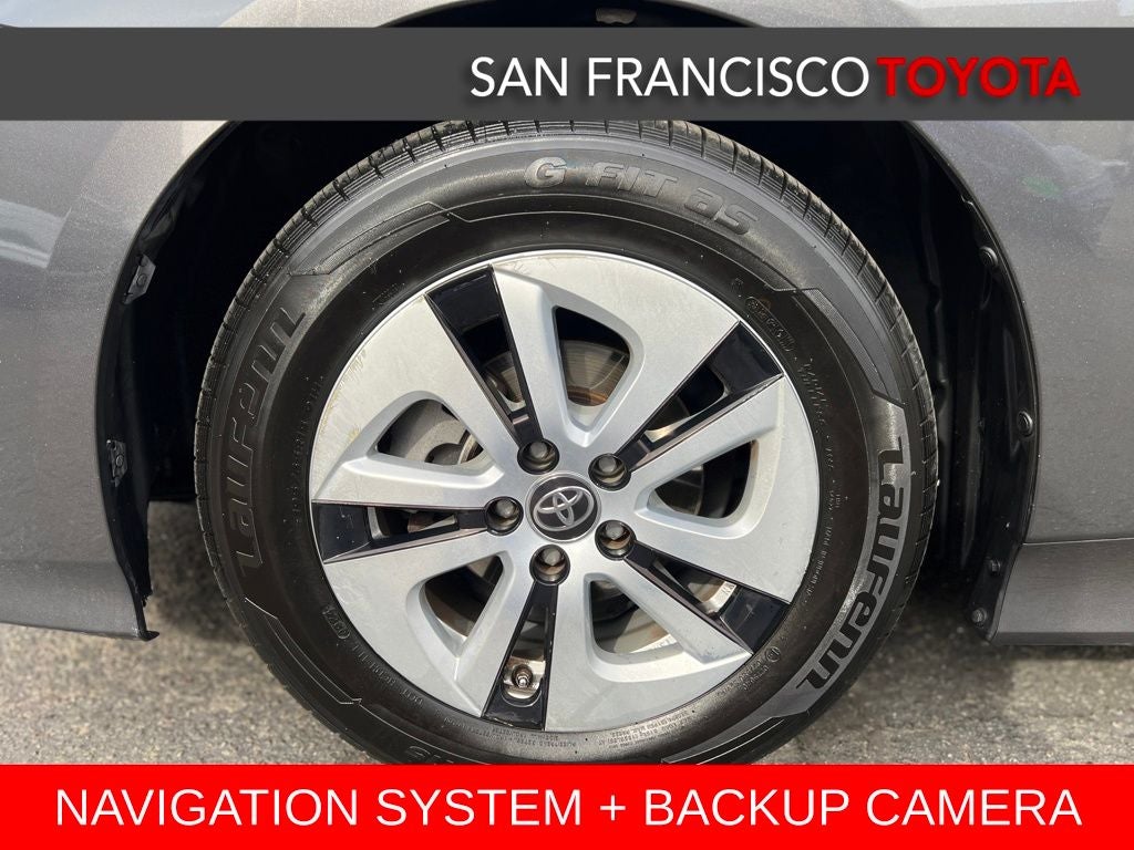 2016 Toyota Prius Three