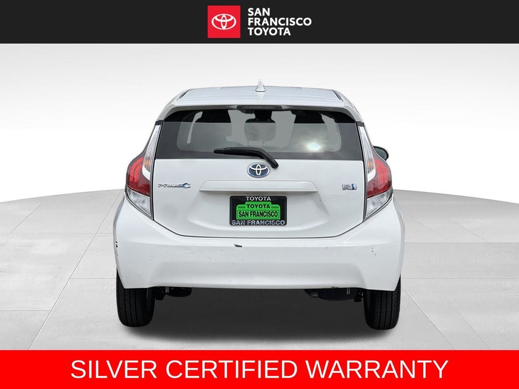 2016 Toyota Prius c Three