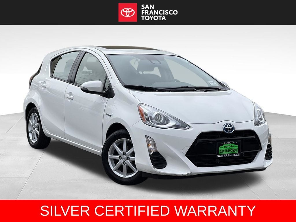 2016 Toyota Prius c Three