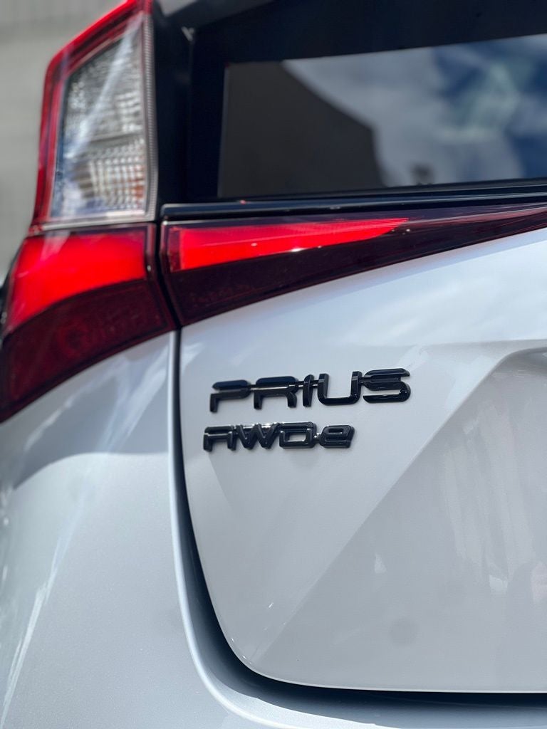 2022 Toyota Prius Base